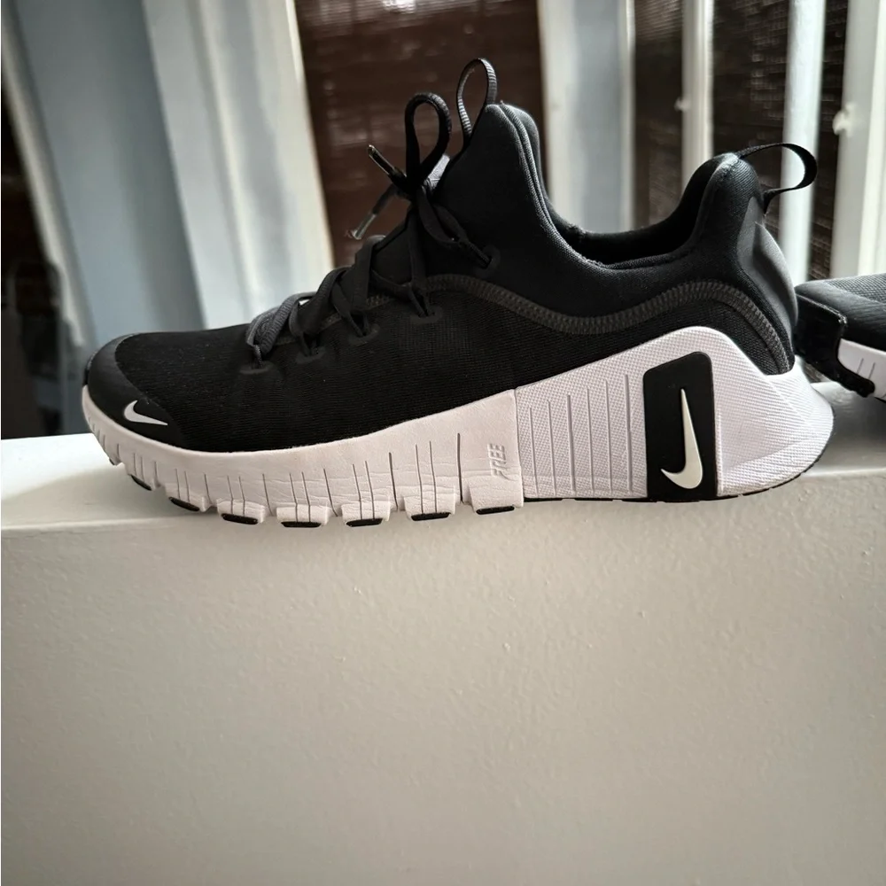Nike Dual-Tone Athletic Shoes - Picture 2 of 7